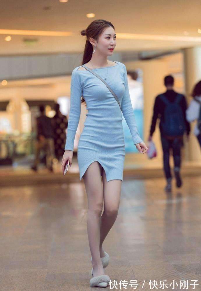 身材|时尚搭配,这个穿搭紧身裤的姑娘,身材是不是非常的优秀呢