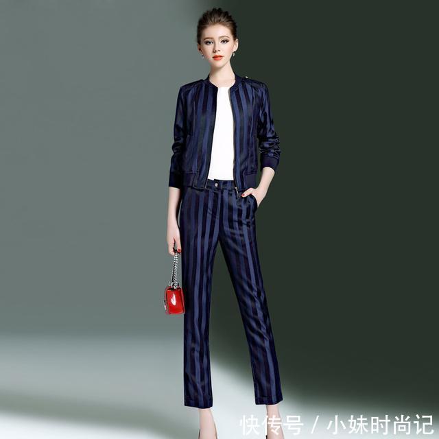 连衣裙 据说今年职业女性这样穿更好看,知性干练,上司更信任你了