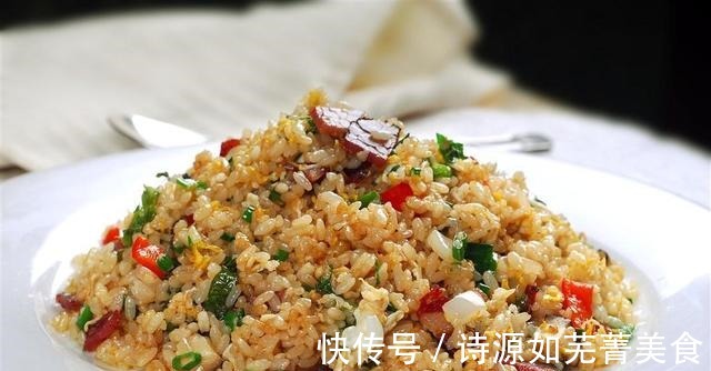 家常|黑椒杂蔬蛋炒饭，简单好吃的家常美味，新手也能轻松做好！