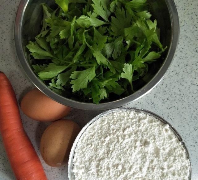 芹菜叶子饼,香软好吃营养,口感丰富,全家人都很喜欢