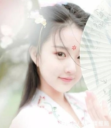 招隐#寒香几缕眉端叠,醉在秋时节,朗月悬空,清风入户,总让芳心惬