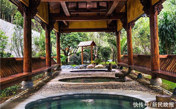 游剑河温泉城感受“苗疆圣水”