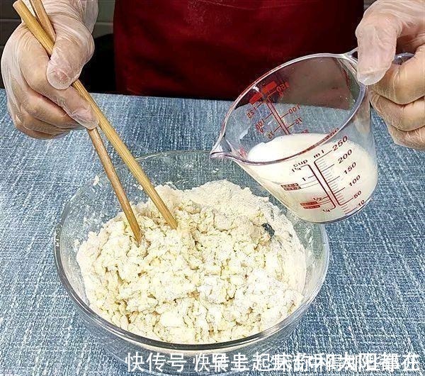 豆馅儿|面包新做法,不用烤箱不用电饭煲,香甜又柔软,想失败都难