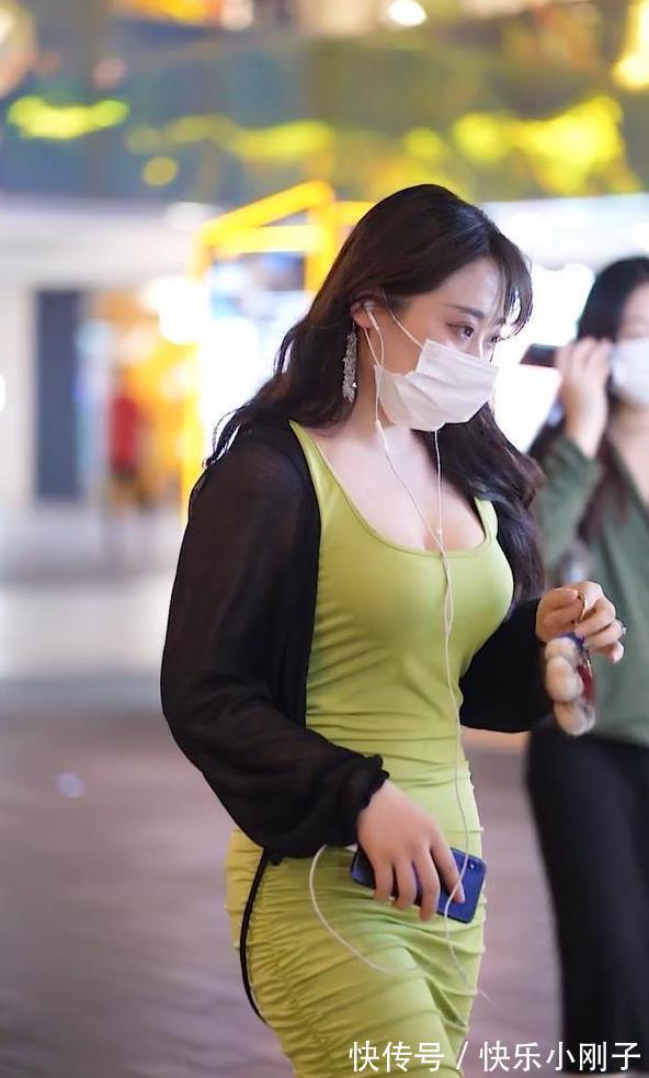 穿搭|看完才知道什么是微胖才是正品,穿衣风格比较保守,显得比较害羞