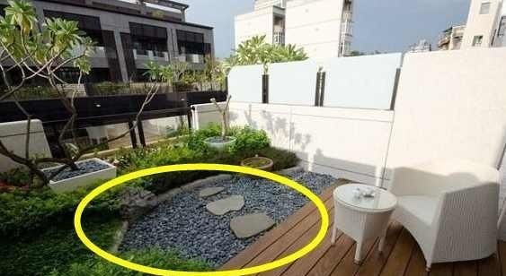阳台|越来越多人家里阳台不铺瓷砖了,现在都流行这样做,后悔知道晚了
