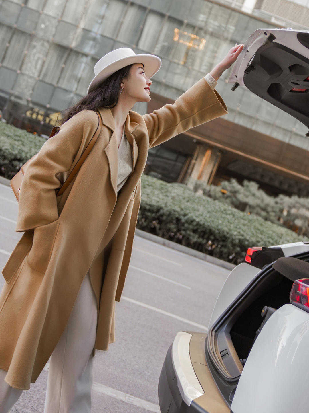 中年发福 40+发福应该怎么学穿搭,衣服素雅,款式简单,依然很好看