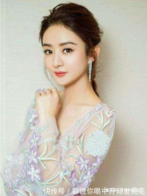 超短发 50岁女人别再留齐刘海了,今年流行这四种发型,显脸小还不挑人