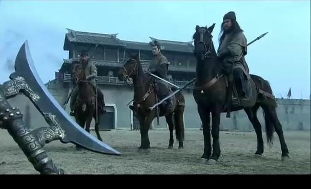 曹操|三国十大超级神兵，方天画戟排第二，青龙偃月刀排第三，第一真牛