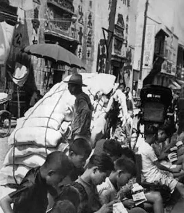 中国罕见历史老照片|1949年中国罕见老照片:图2很凄凉、图4让人心酸、图6非常兴奋