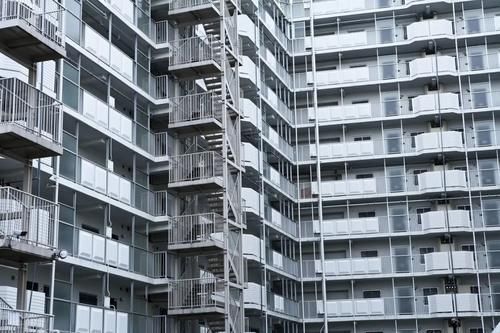 买房人|中一签赚500万,楼市投机何时休?央媒发声,给出“硬核”建议