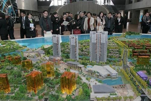 房价|今明两年，是“尽快买房”还是“再等一等”，三大信号已经显露