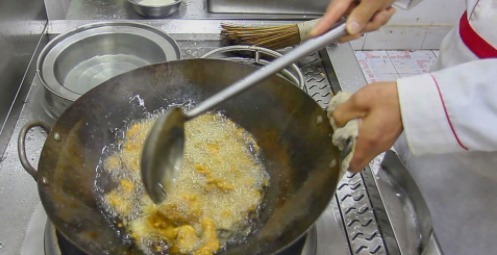 猪肉|来盆河南酸汤小酥肉吧,酸酸的,驱寒又暖胃,做法家常还简单