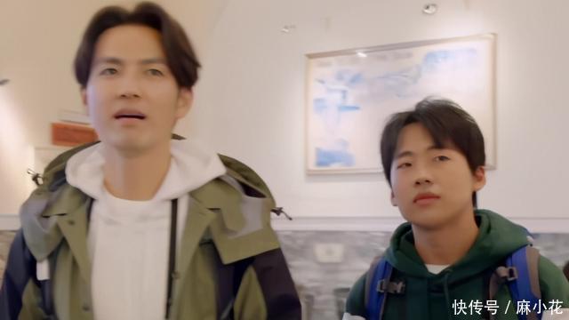 何炅|何炅问郭麒麟:我和你爸同年,你管我叫啥?他的回答亮了