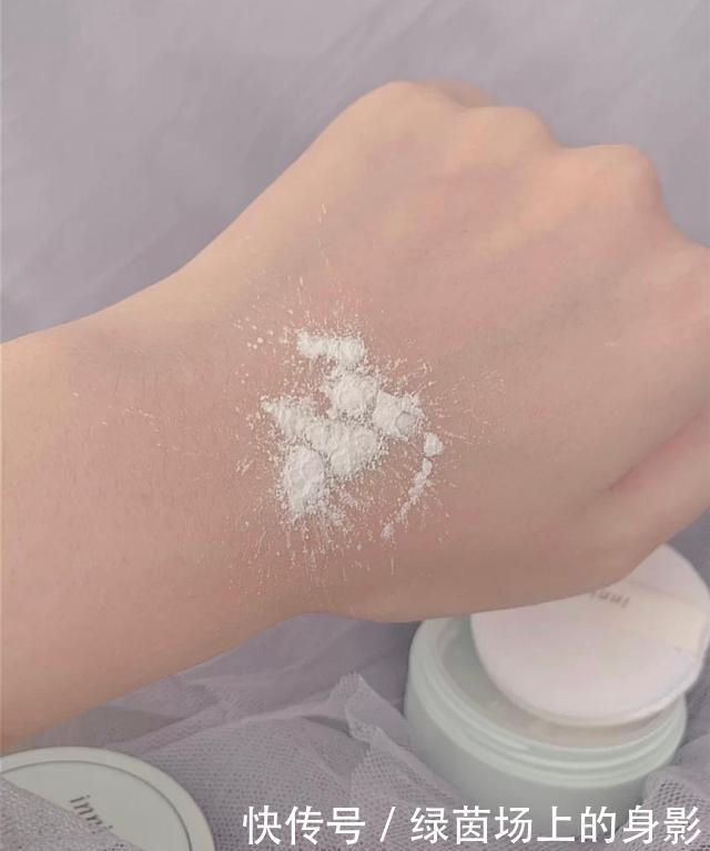 大牌散粉“踩雷”现场！谁说纪梵希好用丝芙兰也不咋样