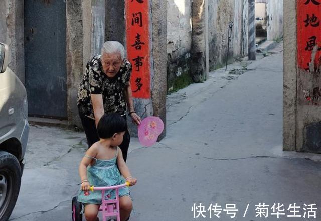 儿媳|为什么建议“婆婆不要带孩子”,这就是最现实的原因,很心酸