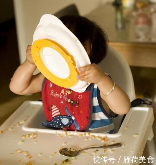 宝宝|家有“饭渣宝宝”很愁人?其实都是家长的错,想要避免家长别抱怨