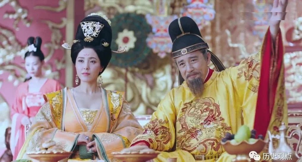 安禄山|安禄山：从偷羊的小胖子，到大唐的掘墓人，他是如何做到？