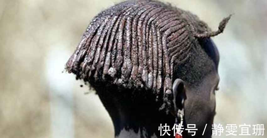 洗头 非洲人的发型:不论多穷都要做发型,有人为保持发型,半年不洗头