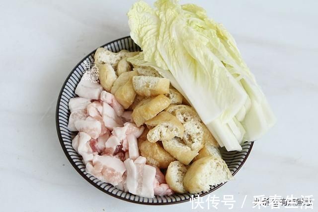 粉条|豆腐和这菜是绝配，天冷要常吃，炖一锅被吃个底朝天，汤汁都不剩