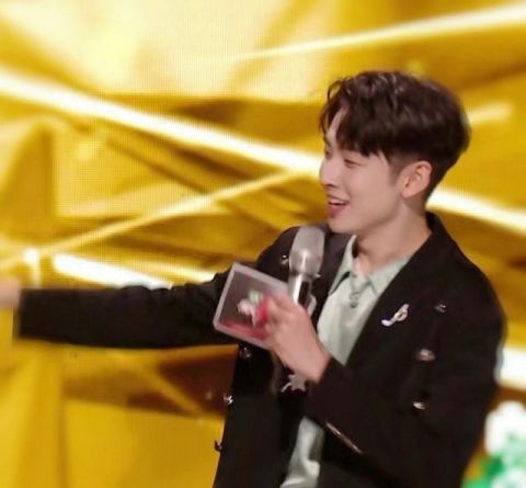 主持人|爆款综艺都有他，神级救场获好评，芒果主持人齐思钧被寄予厚望