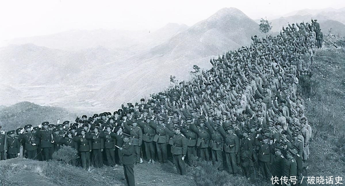 微醺|志愿军回国，总理微醺庆功宴，主席一句话让门外的少将们欢快不已