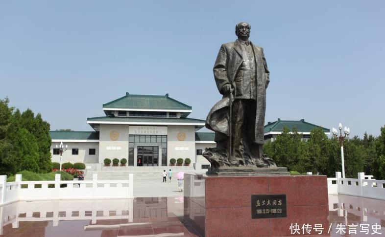 开国上将|他既没参加红军也没当过八路,建国后却被授予上将军衔,凭什么?