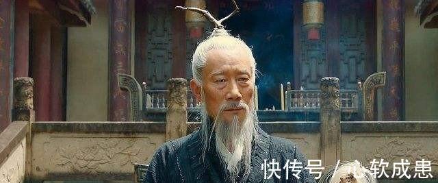 韩道成#聊斋故事:夜遇红衣女