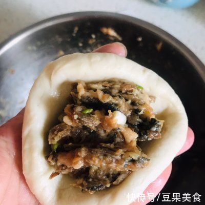 紫苏酱|第一次尝试梅干菜鲜肉锅盔，没想到这么好吃