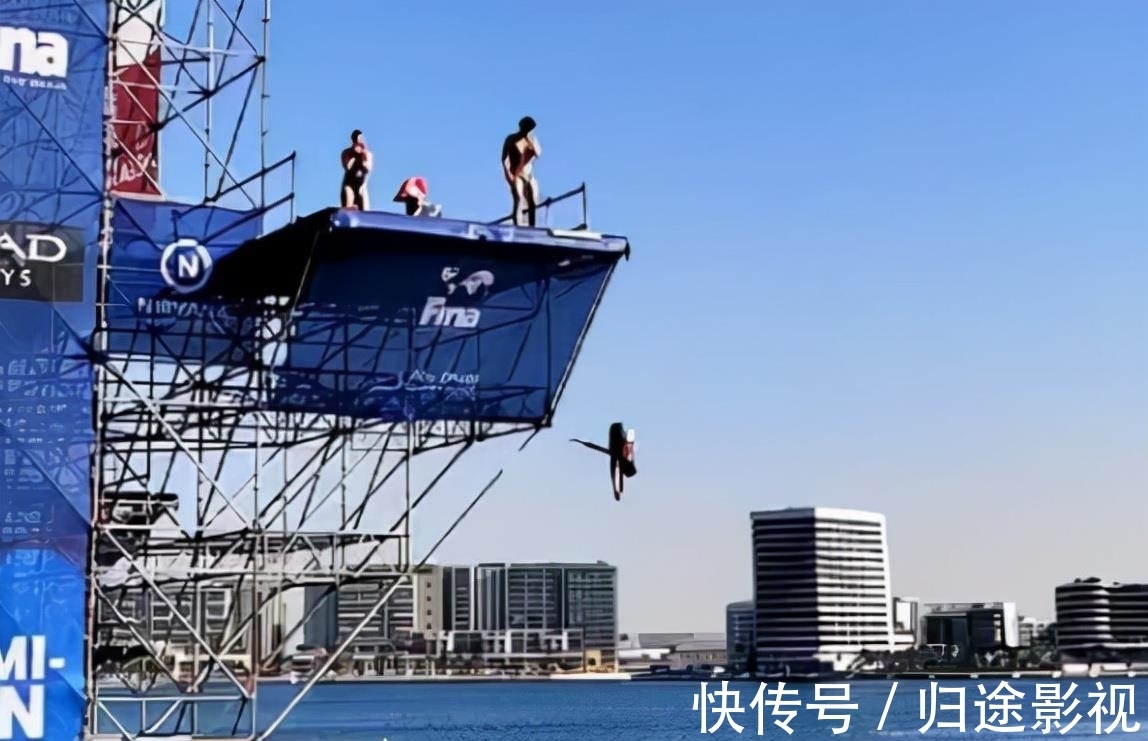 跳台|全红婵闪耀阿联酋!中东海边大秀“水花消失术”,外国选手看呆了