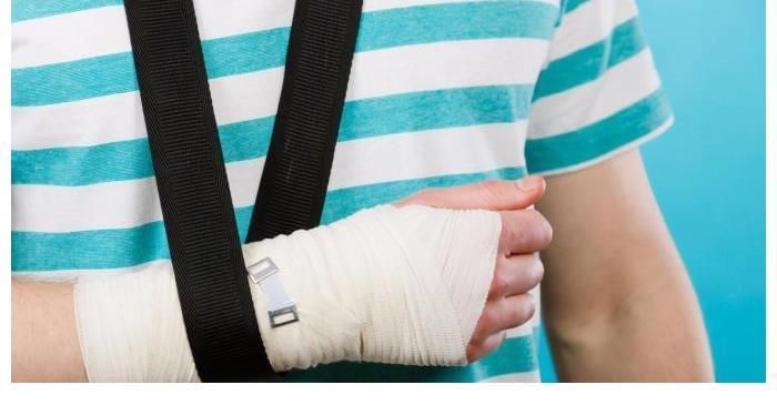 补钙|多走路预防骨质疏松吗?医生:2种食物少吃,或比走路更重要