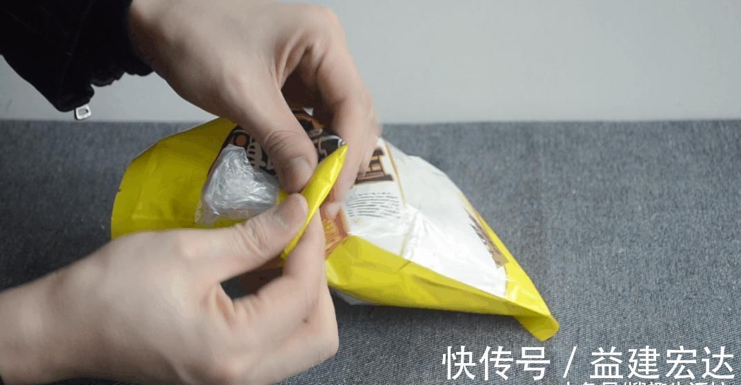 面粉放久了容易生虫 只需要往里放点它, 面粉放多久都不会生虫