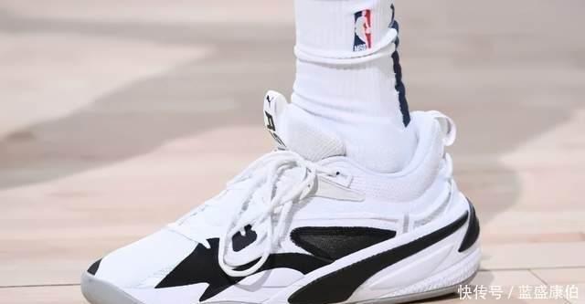 NBA球员上脚杜兰特穿冰淇淋Dunk,哈登5代很骚气!