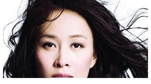 一姐|曾经歌坛一姐，凭借《好声音》再次大火，或因打压后辈受指责