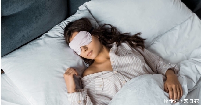 女性40岁后面部暗沉色斑多?别慌,养成4个好习惯,色斑慢慢淡化