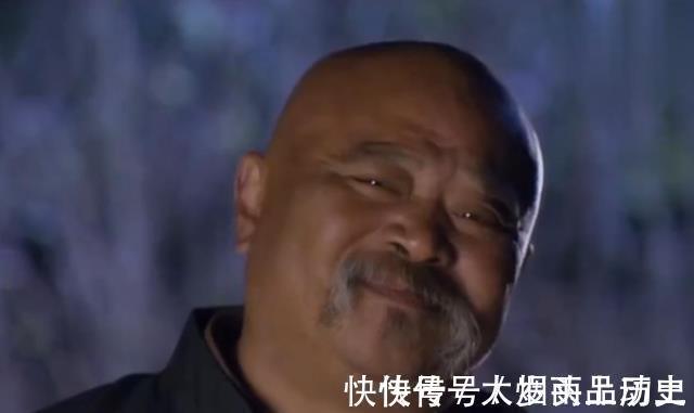 演艺界$李琦书法被批评:装模作样地乱写一通,毫无书法的魅力与章法