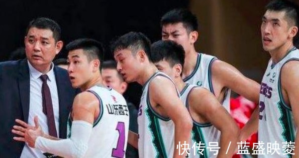 巩晓彬|高诗岩发文解释低迷原因,配图却亮了,山东男篮徐长锁好好珍惜吧!