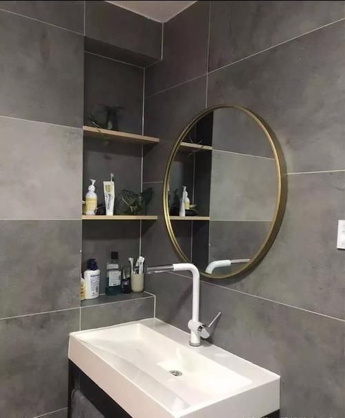 壁龛|不用花3千买储物柜,把卫生间这堵墙做壁龛,颜值高,好用到爆