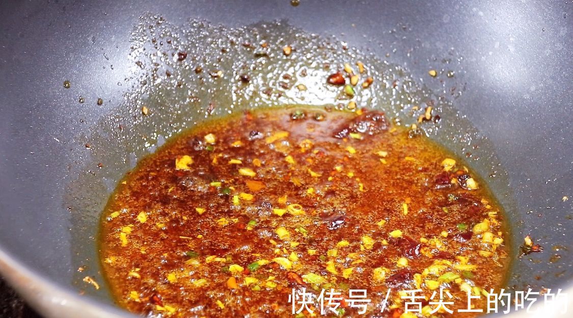 天气寒冷,碰到这牛奶麻辣烫,我绝不手软,真香!吃完浑身暖烘烘