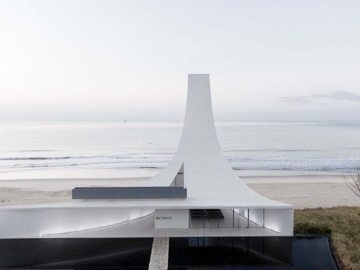 腾讯回应应届生因加班问题怼管理层/英伟达否认放弃收购早报 | watch