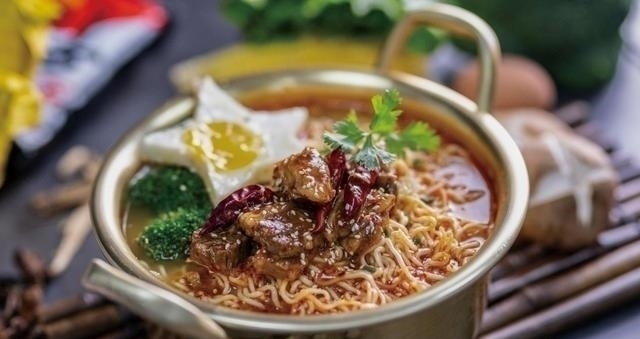 致癌|吃方便面没营养还致癌?别信传言,这次告诉你真正答案