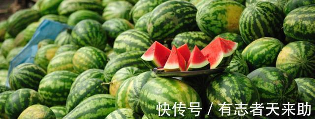 升糖指数|糖尿病人吃西瓜,究竟会升血糖还是降血糖?今天就告诉你答案