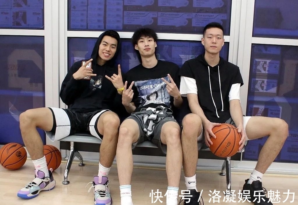 nbl|CBA莫兰特！原地摸高328，他连1米9都没有啊