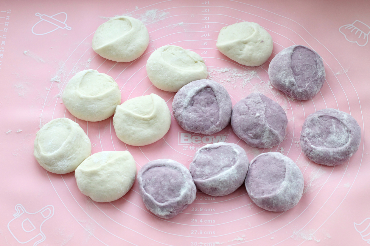 无需任何技巧就能做出双色花卷,层次分明、暄软香甜,漂亮极了!