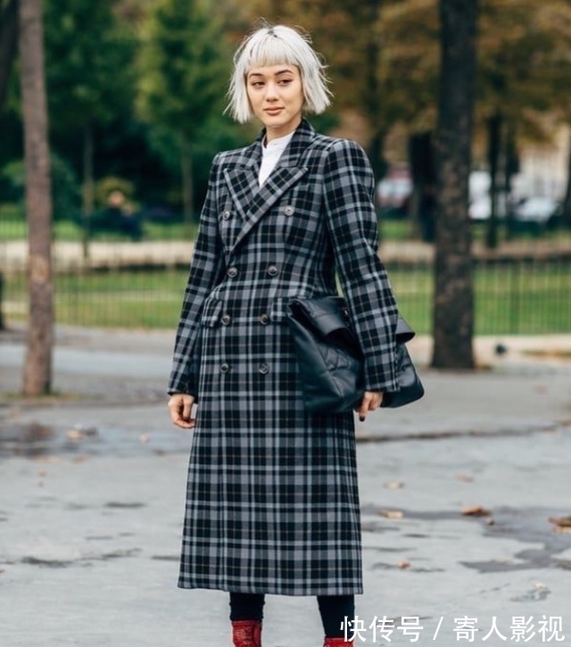 皮毛 冬天的高级感,一件大衣就够了