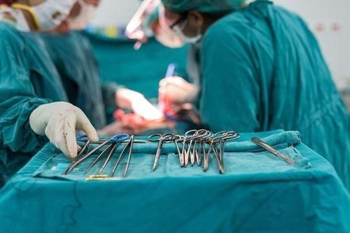 脚跟骨|排名前五的最痛苦的手术是什么?几乎都涉及骨骼,你经历过吗?