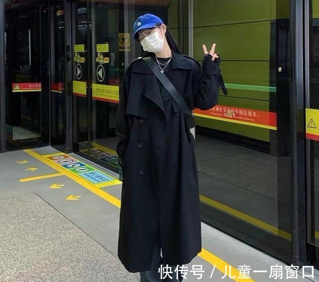 卡其色 买风衣时多看看这4种“气质色”!高级又优雅,七八年都不会过时!