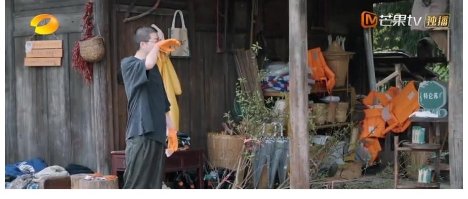 《向往的生活5》李诞陈赫全程尬笑，抓马不断，张艺兴正能量满满