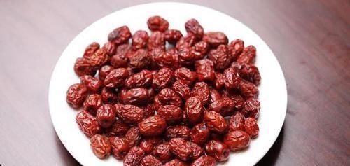 身高|女生身高160多少斤算胖?若体重没超过这个范围,祝贺,不用减肥