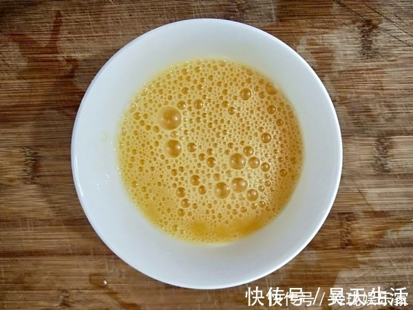 鸡蛋和“它”是绝配,经常吃补钙还不长肉,老人孩子都需要多吃