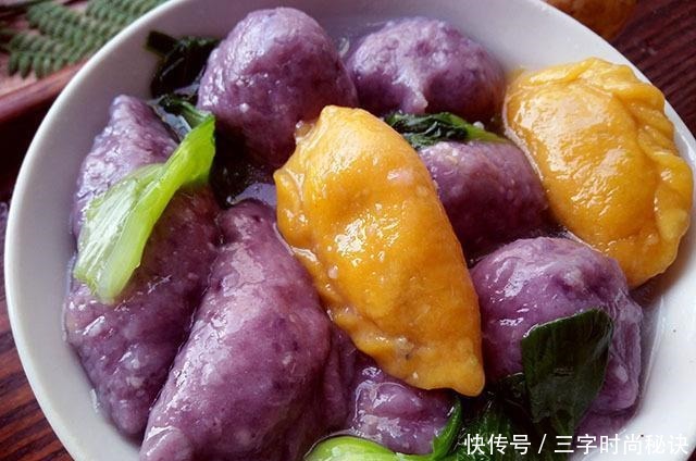 饺子别只会用面粉做，用它包一锅，吃着滑溜溜，一口一个停不下来